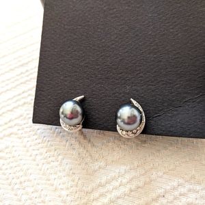 Crescent moon black pear crystal clip-on earrings